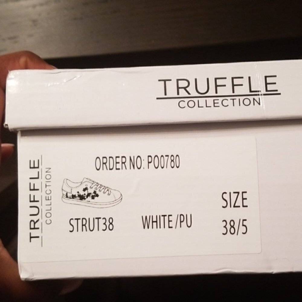 Truffle Connection Shoes 5 NWOT - Picture 5 of 5